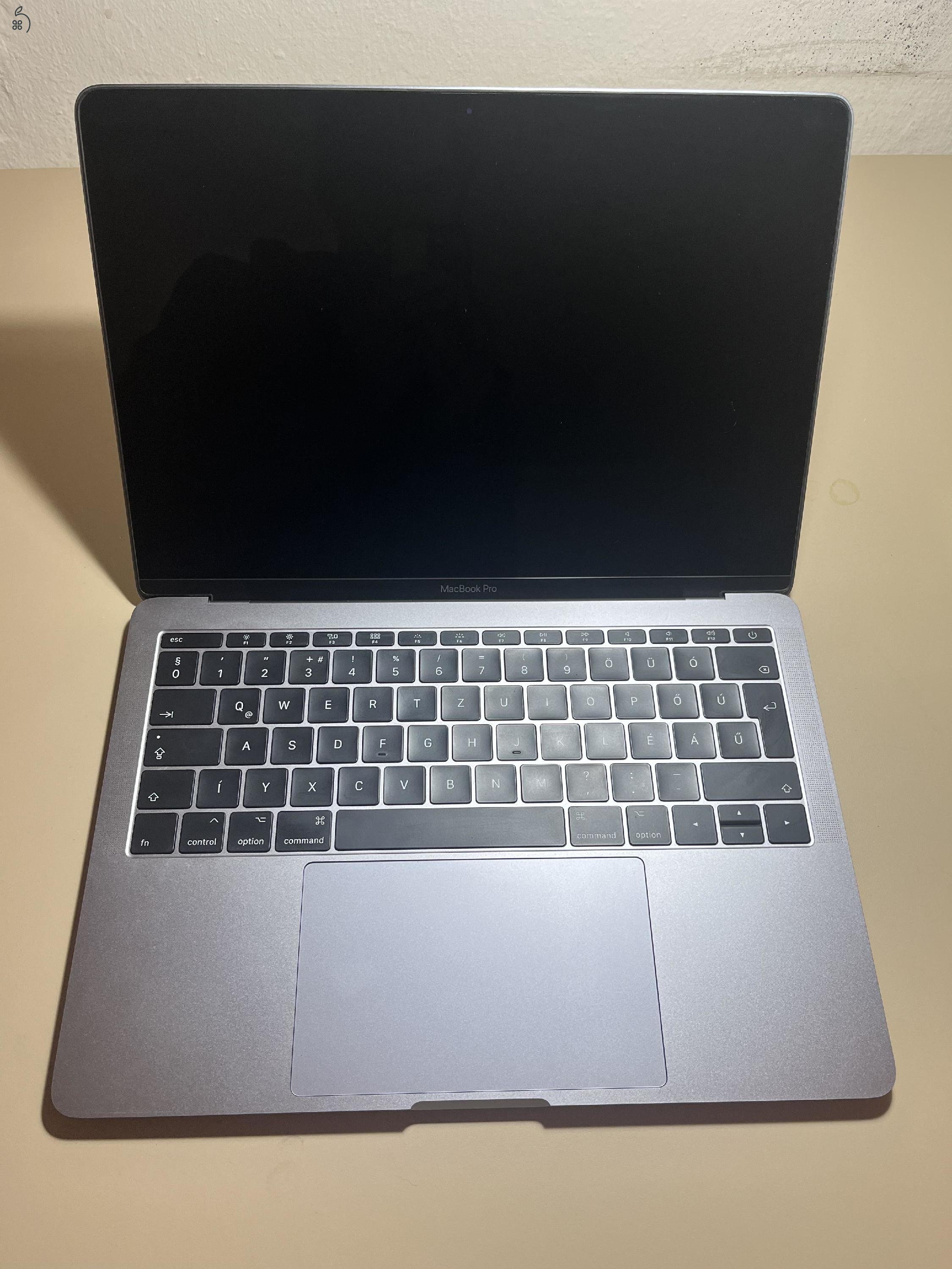 Hibátlan 2017 Macbook Pro 13