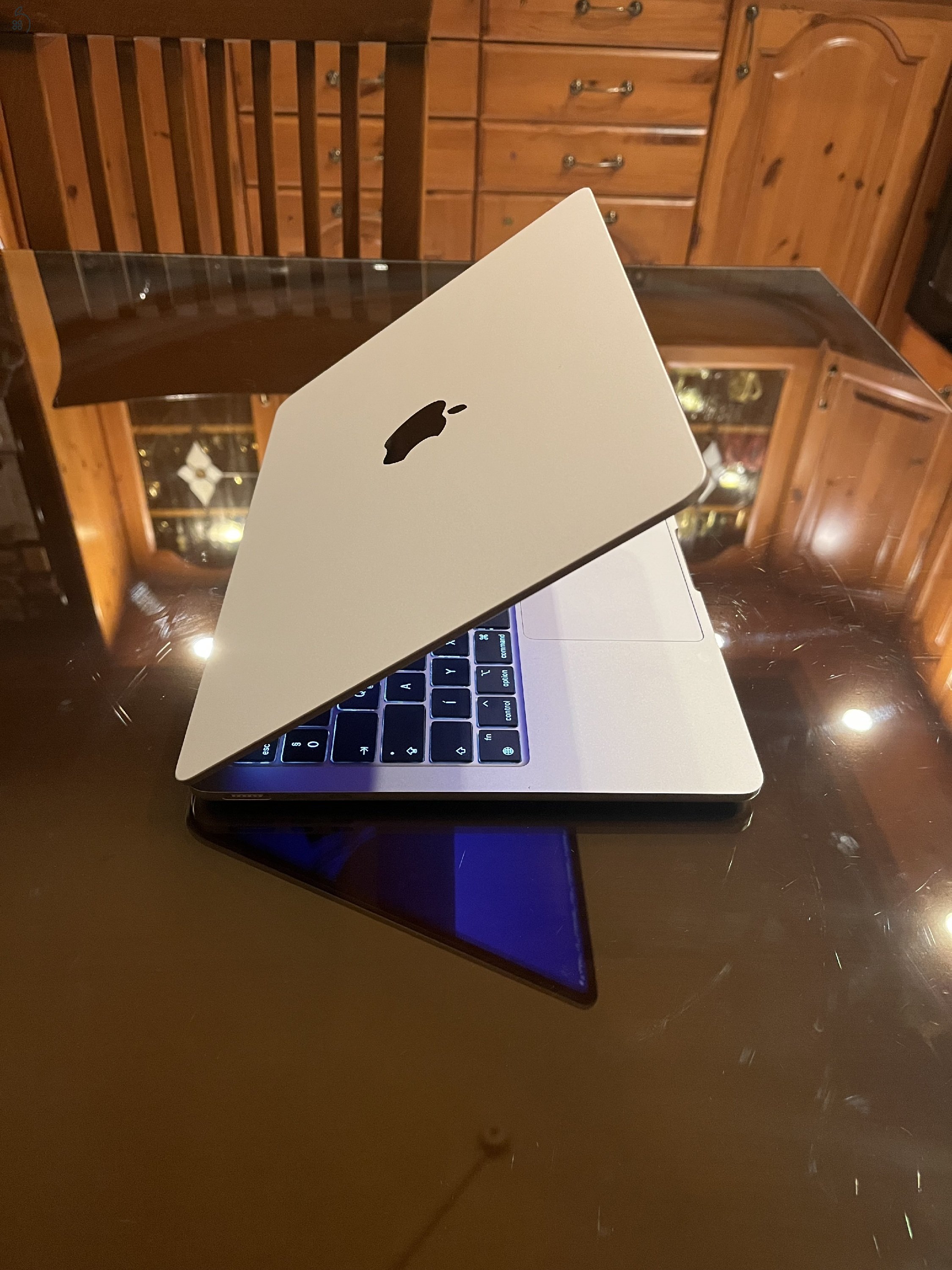 MacBook air M2 8GB Ram 512gb SSD