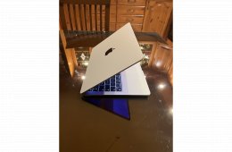 MacBook air M2 8GB Ram 512gb SSD