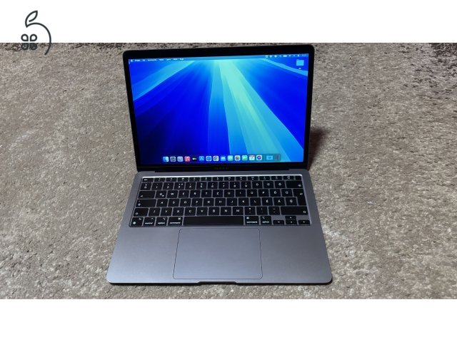 MacBook Air 13