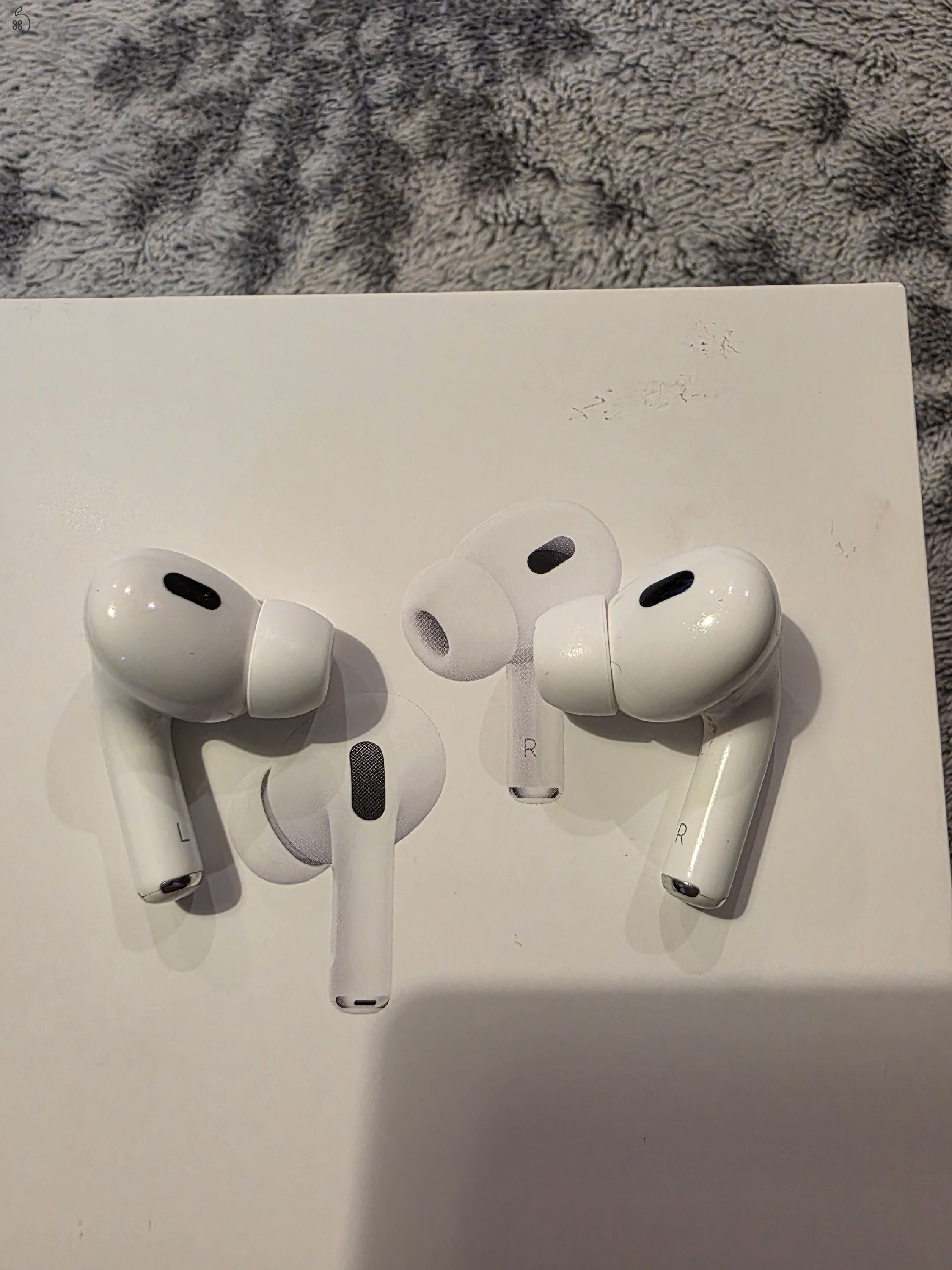 Apple AirPods Pro 2 USB-C / MagSafe