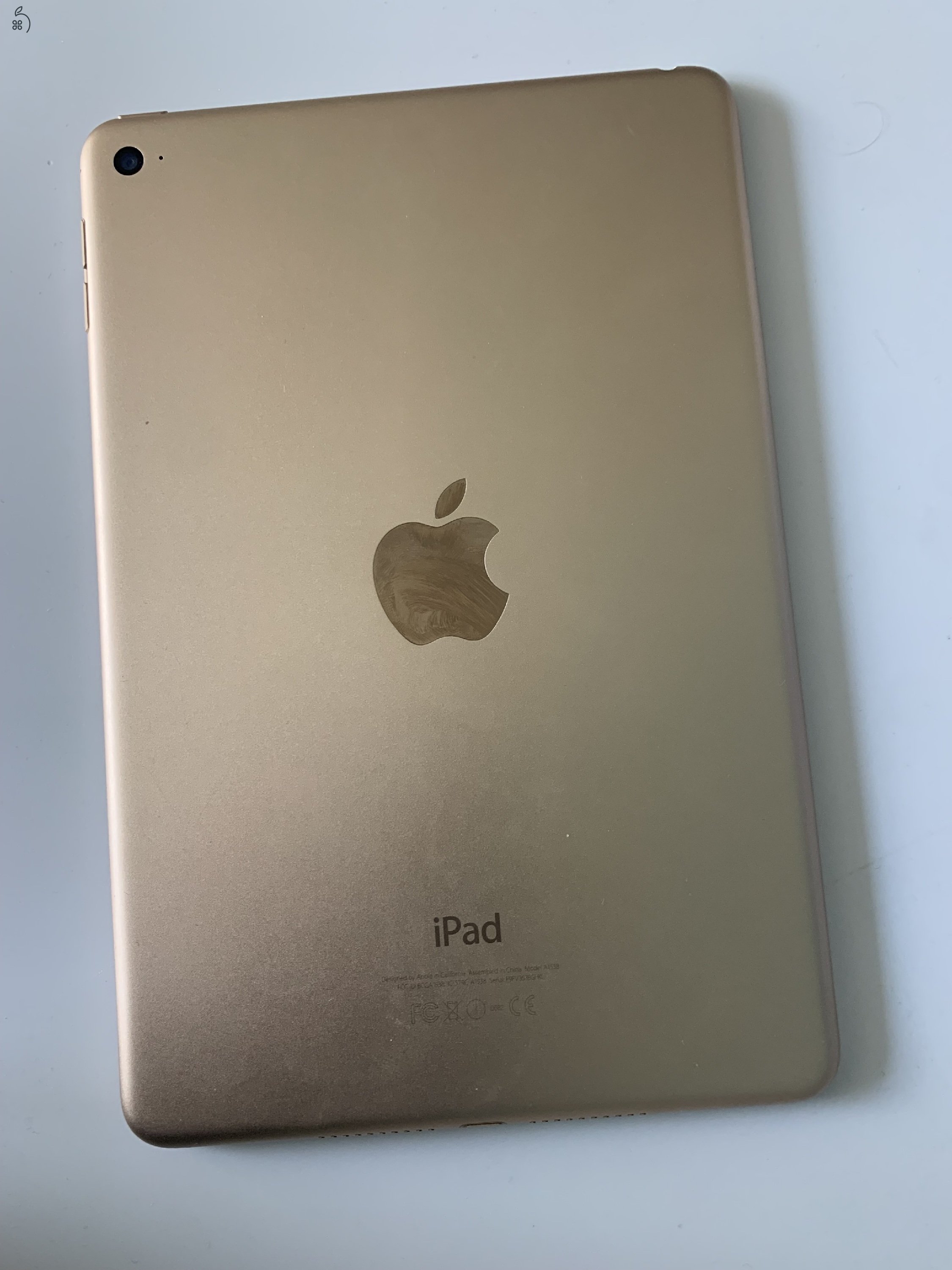 ipad mini tökéletes állapotú akku 95% arany színű 128GB