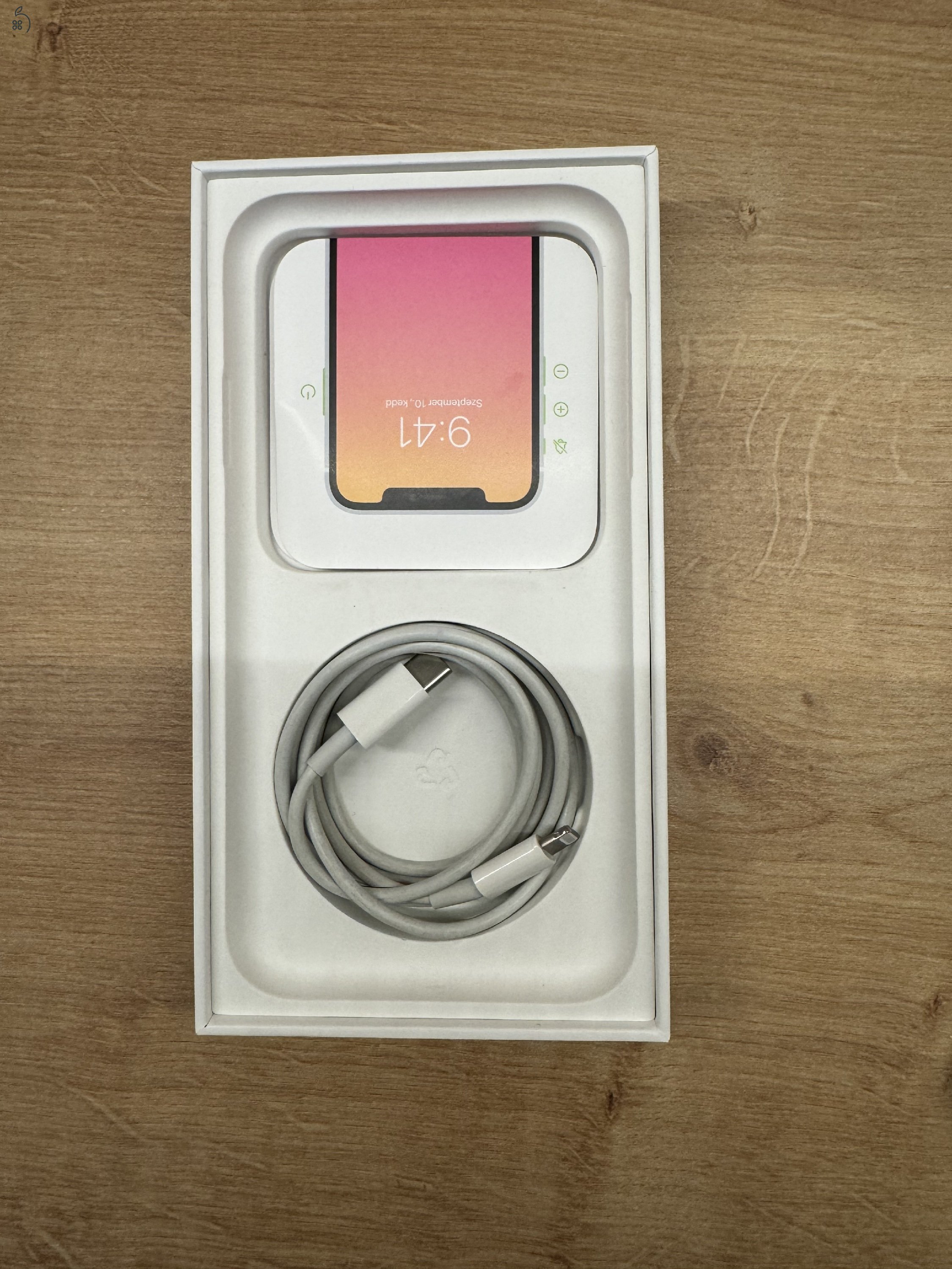 Eladó Iphone 11 Balck 64GB