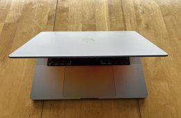 MacBook Pro 16