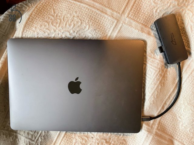 Eladó egy újszerű MacBook Pro 13