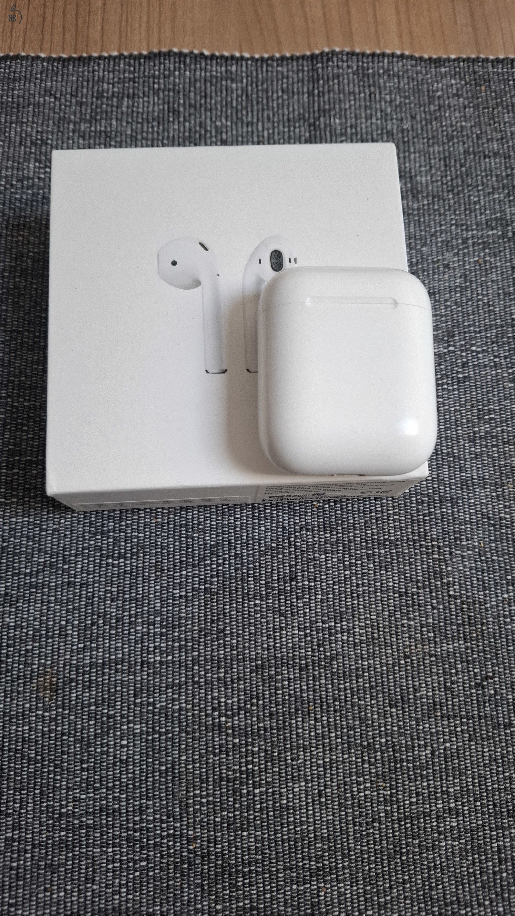 Apple AirPods 1