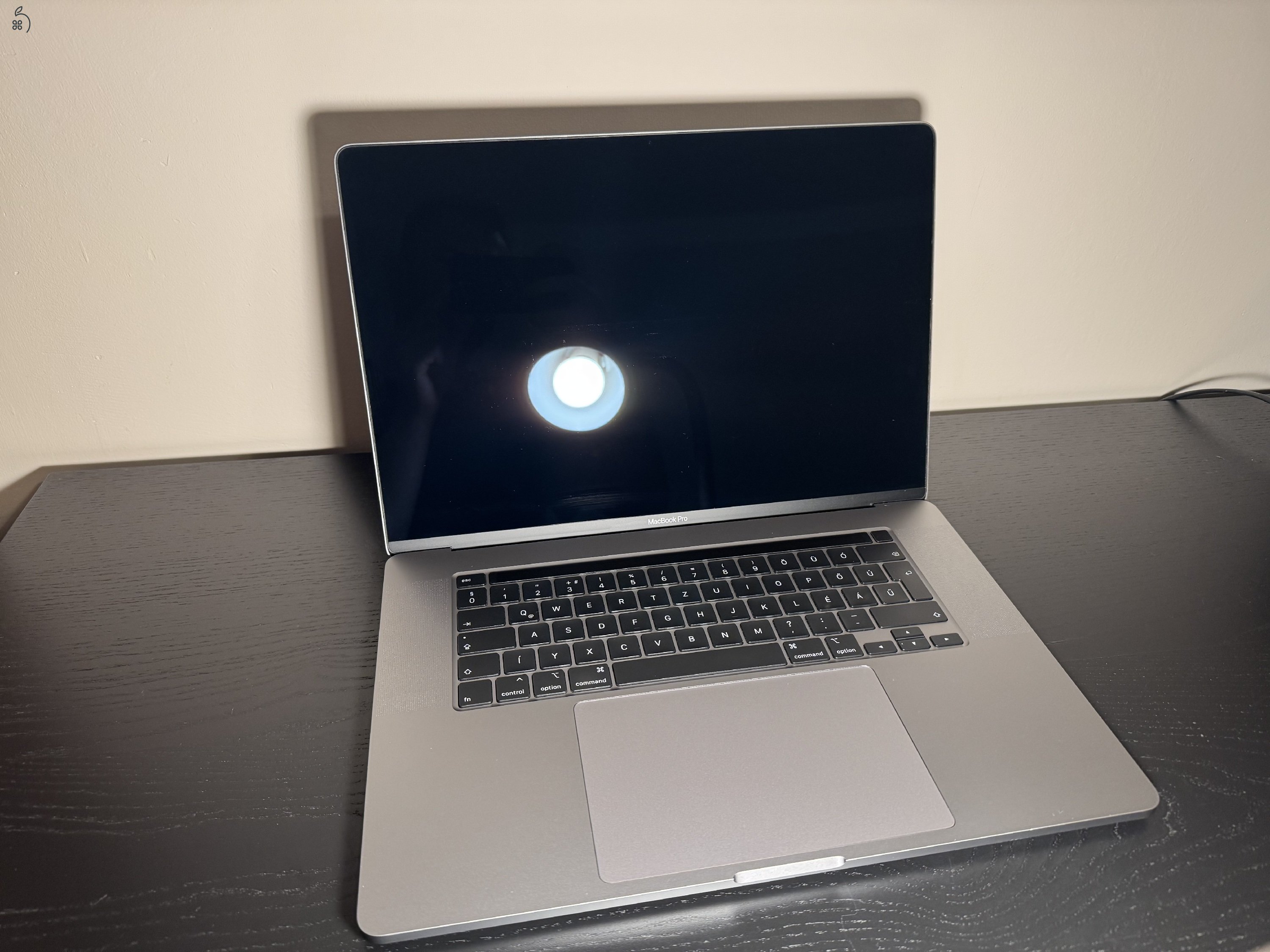 MacBook Pro 16” / 2019 / i9 / 16GB / 1TB