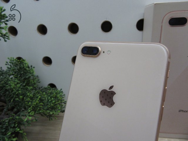 Apple iPhone 8 Plus - Rose Gold - Használt, szép állapot