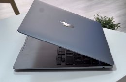 Hibátlan MacBook Air 2020 13 M1 256GB 2 ÉV Garanciával Számlával Aksi 94%