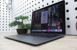  Apple Macbook Air 13 M1 - 2020 - Használt, szép állapot 