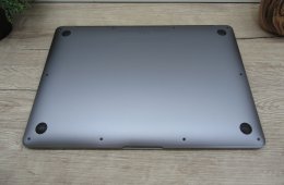  Apple Macbook Air 13 M1 - 2020 - Használt, szép állapot 