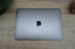  Apple Macbook Air 13 M1 - 2020 - Használt, szép állapot 