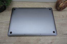 Apple Retina Macbook Pro 15 - 2018 - Használt, megkímélt