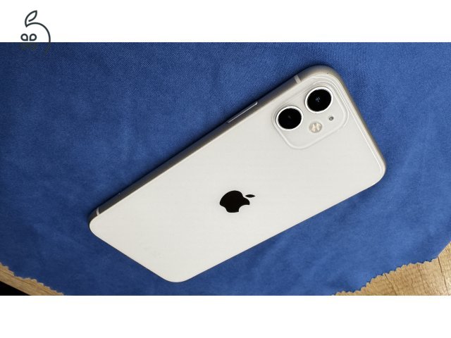 Apple iPhone 11 128GB fehér hibátlan állapot 82% akku