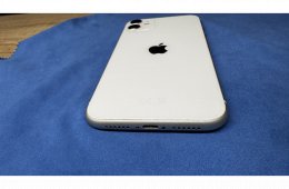 Apple iPhone 11 128GB fehér hibátlan állapot 82% akku