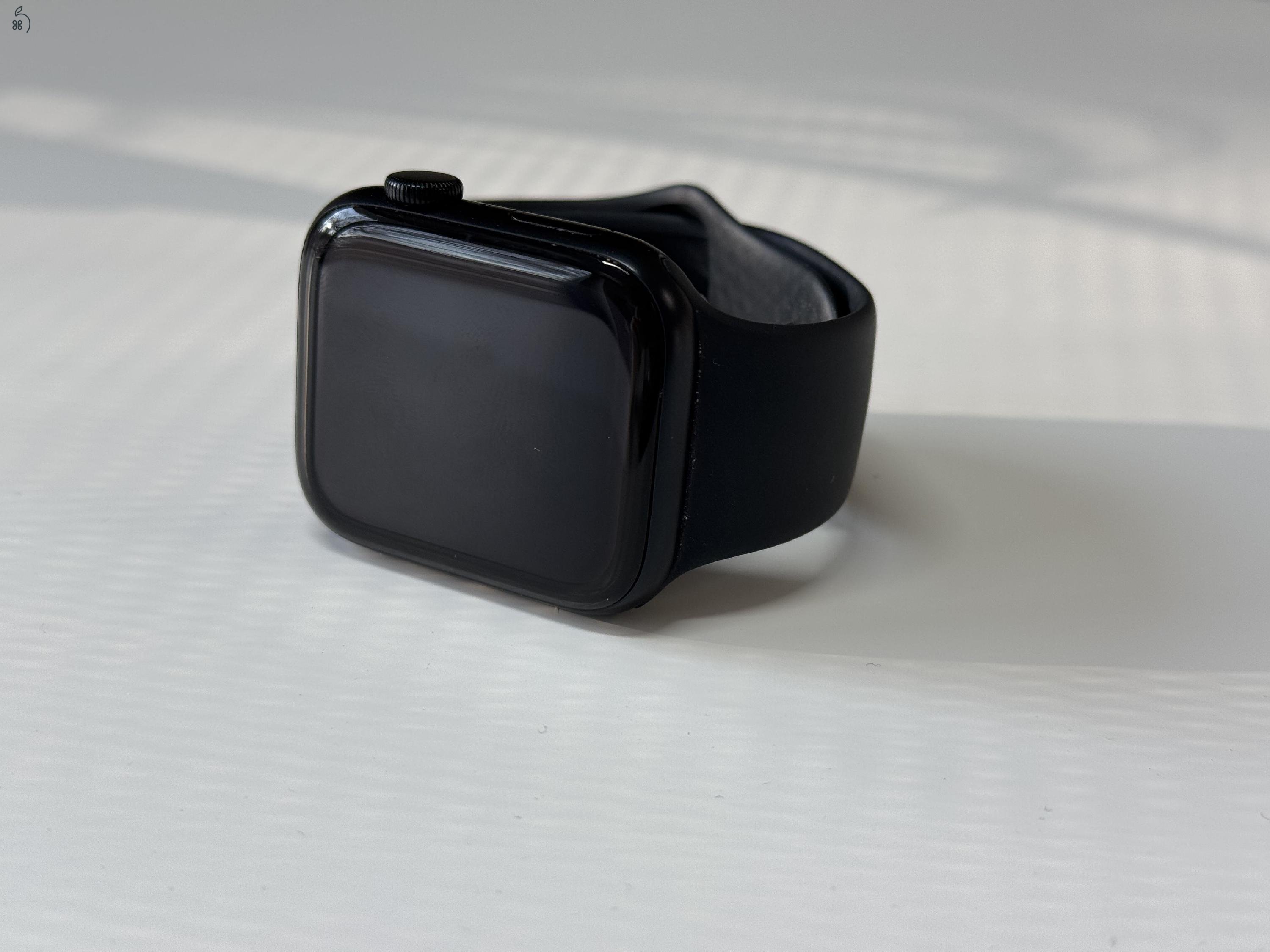  Apple Watch Series SE 2 44mm, 100% akkumulátor, szép állapot