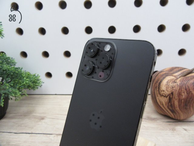 Apple iPhone 14 Pro Max - Space Black - Használt, kijelző karcos