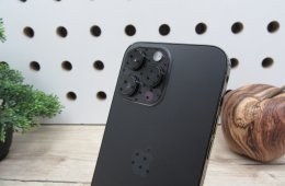 Apple iPhone 14 Pro Max - Space Black - Használt, kijelző karcos