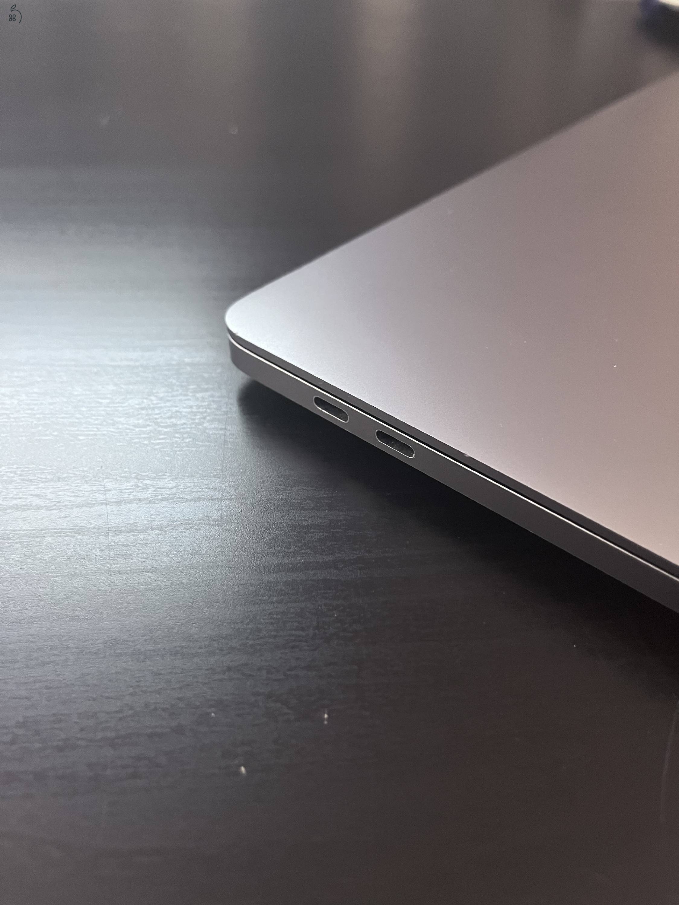 MacBook Pro (16