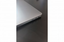 MacBook Pro (16