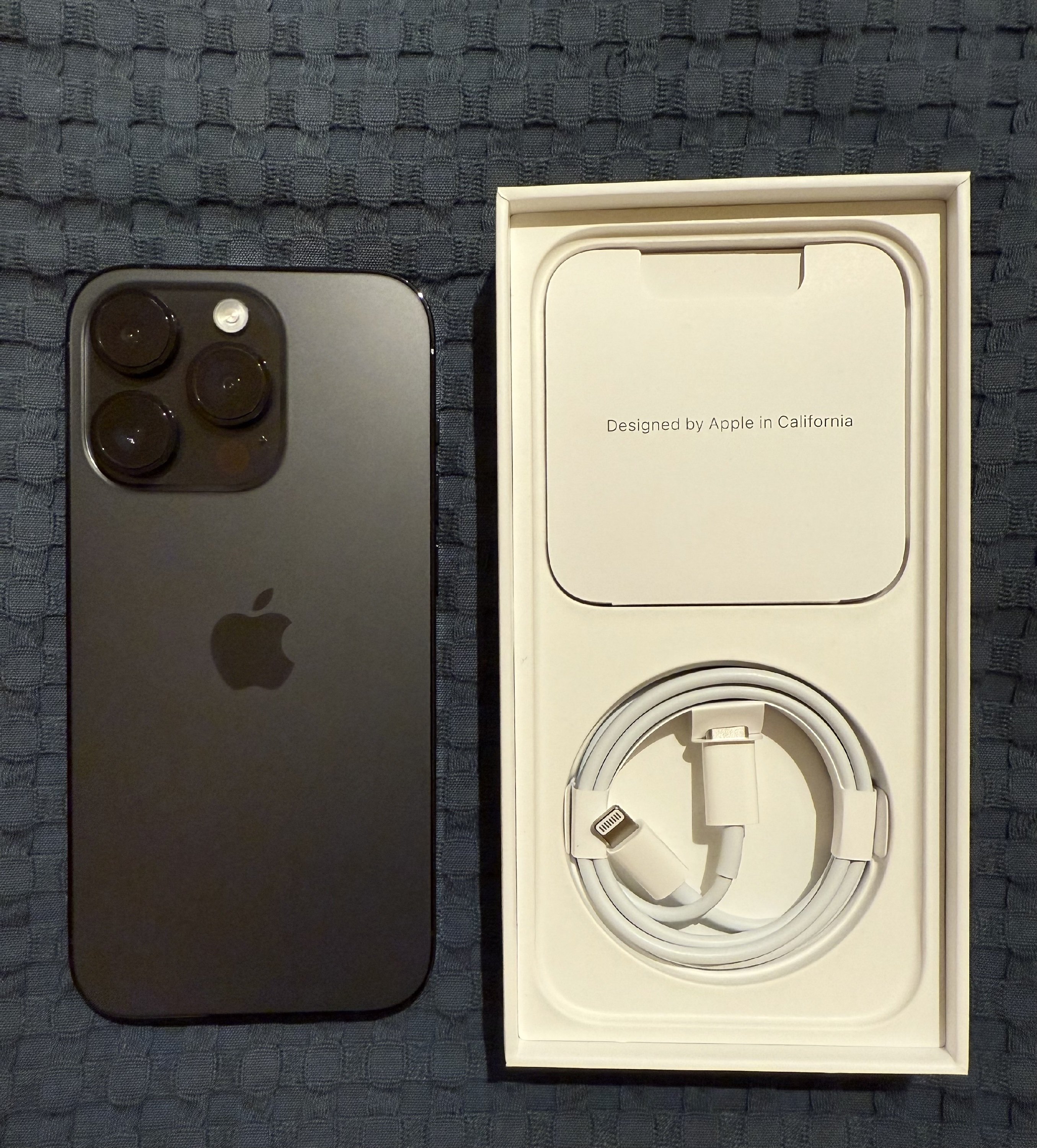 Eladó iphone 14 Pro Space Black 256 GB kártyafüggetlen