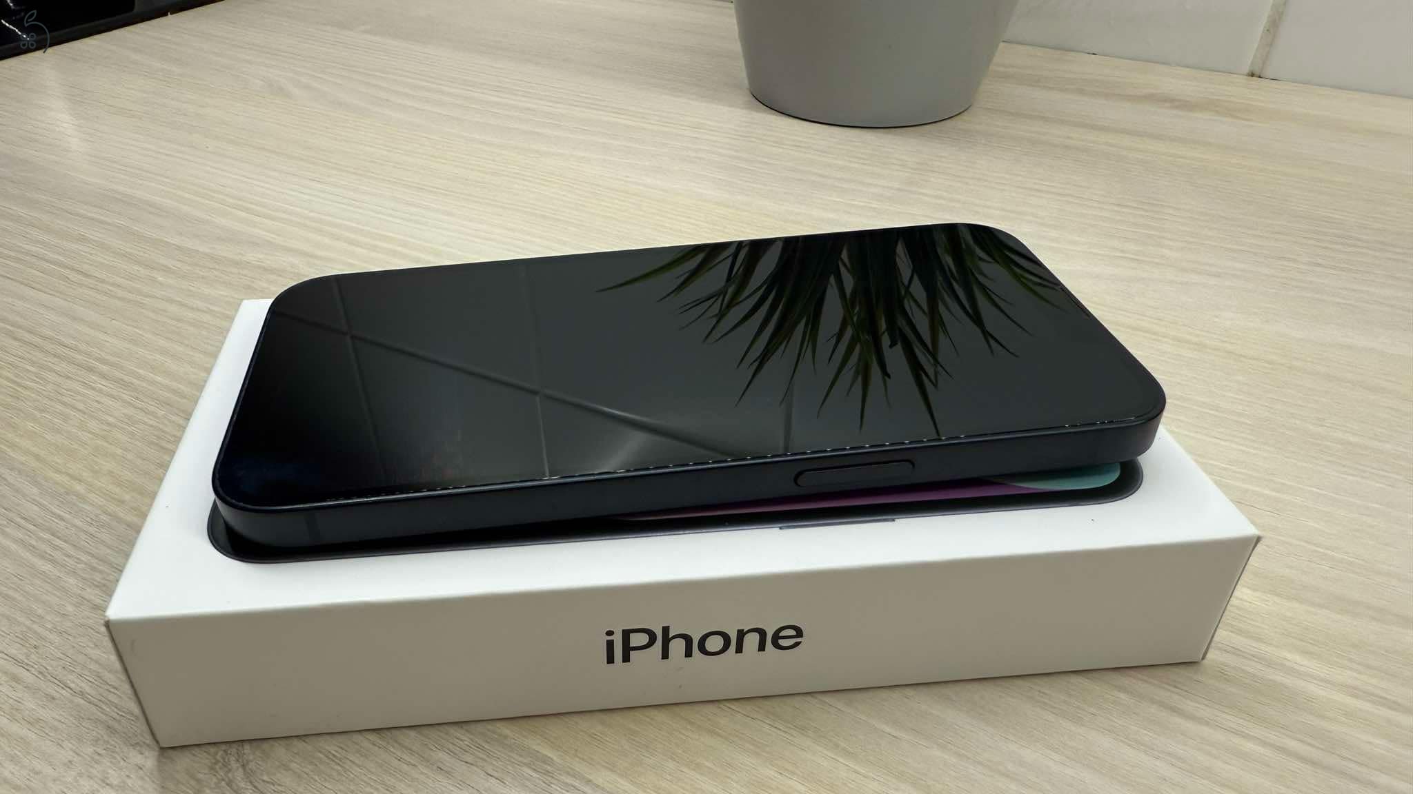 iPhone 14 Midnight (128GB)