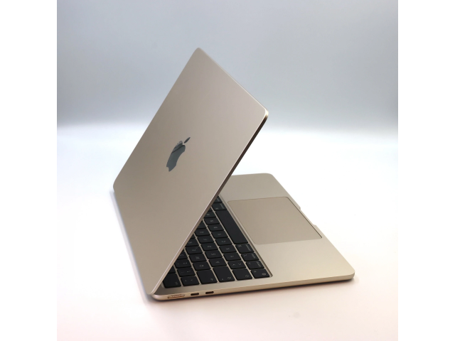 !! 1 ÉV GARANCIA !! Apple Macbook AIR 256 GB Silver 2022 13 M2 SSD