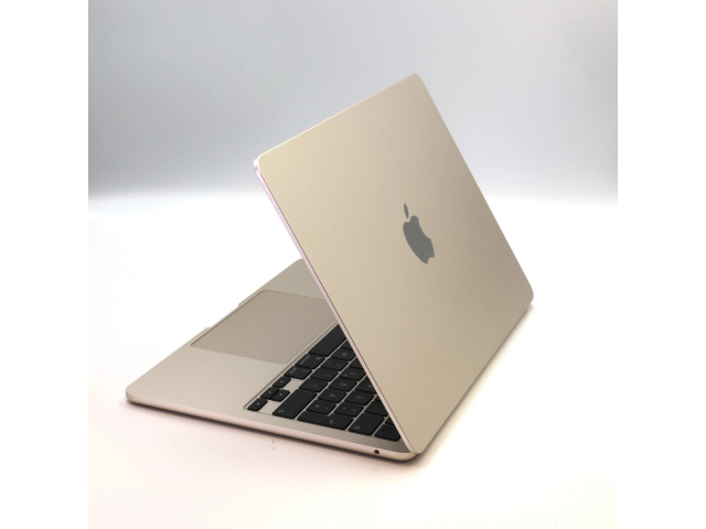 !! 1 ÉV GARANCIA !! Apple Macbook AIR 256 GB Silver 2022 13 M2 SSD