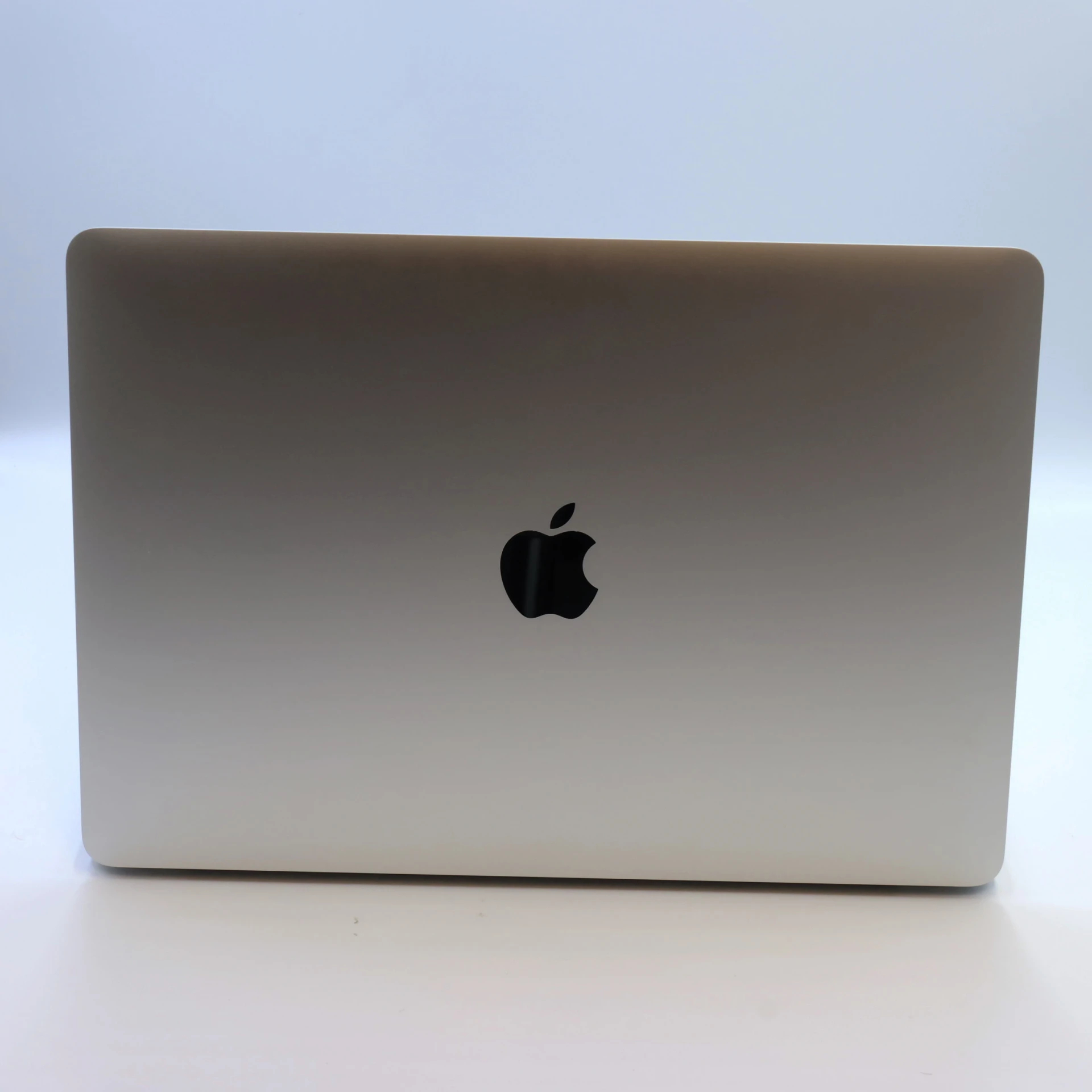 !! 1 ÉV GARANCIA !! Apple Macbook PRO 2019 128 GB I5 13″ 8GB RAM – TLO023 – 42 Ciklus