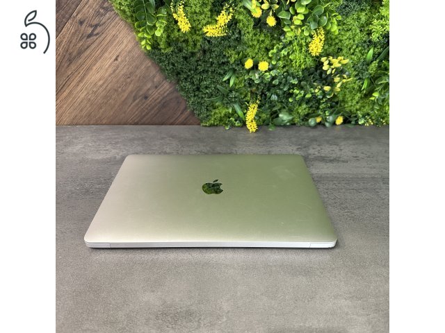 Újszerű Apple MacBook Air 13