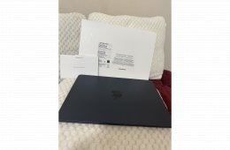 APPLE MacBook Air 2022 13,6