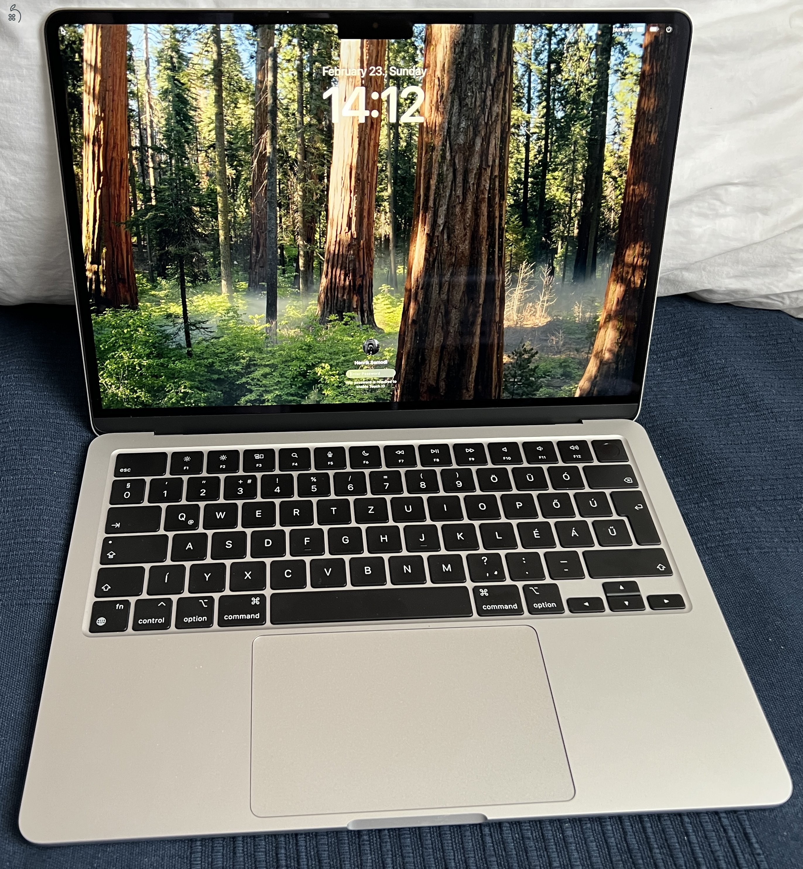 MacBook Air Silver 2024 M3 16GB ram 256 tárhely 