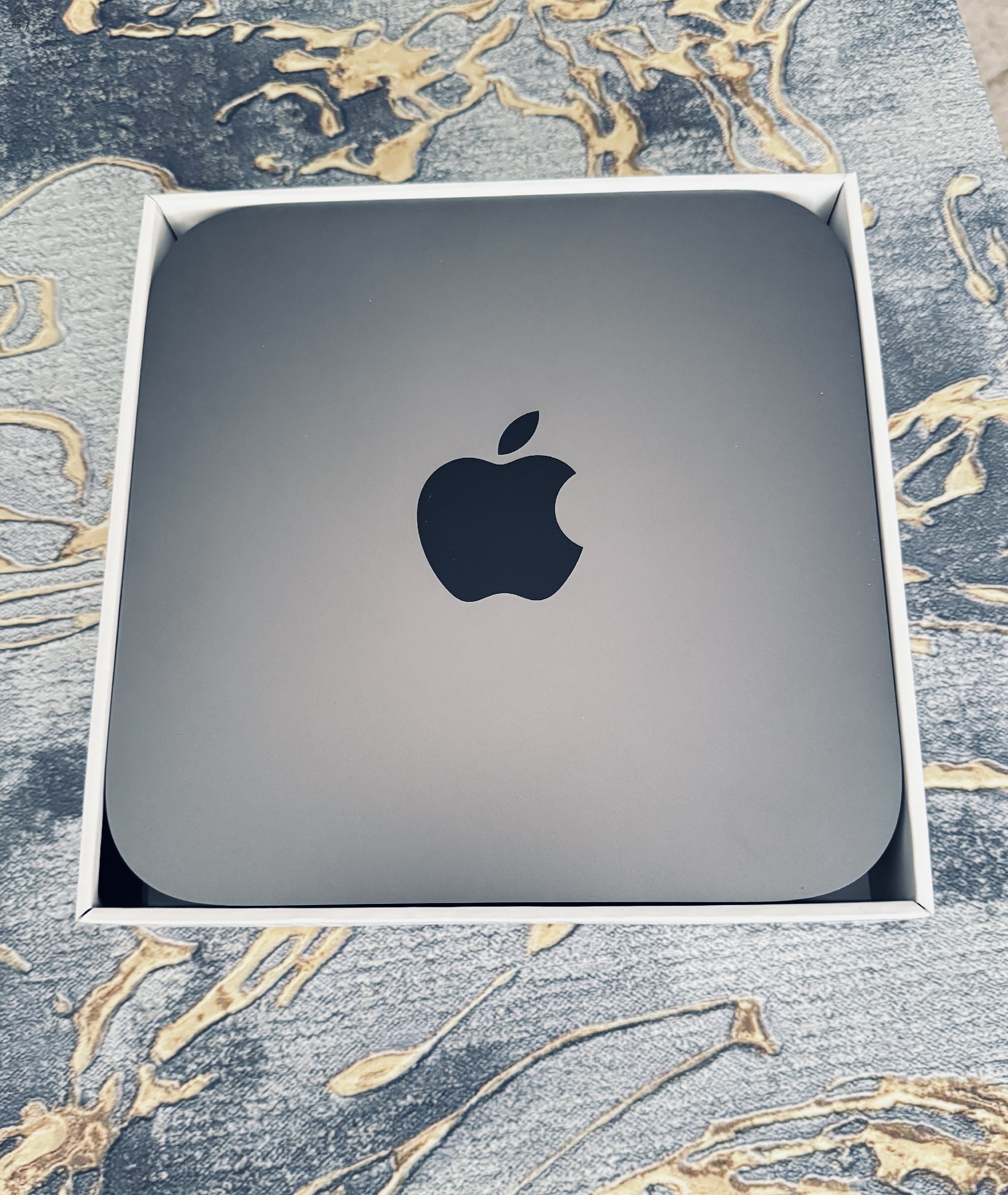 Mac Mini 2018 A1993 i5 3GHz 8GB Ram, 512 SSD