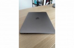 Apple Macbook Pro 13