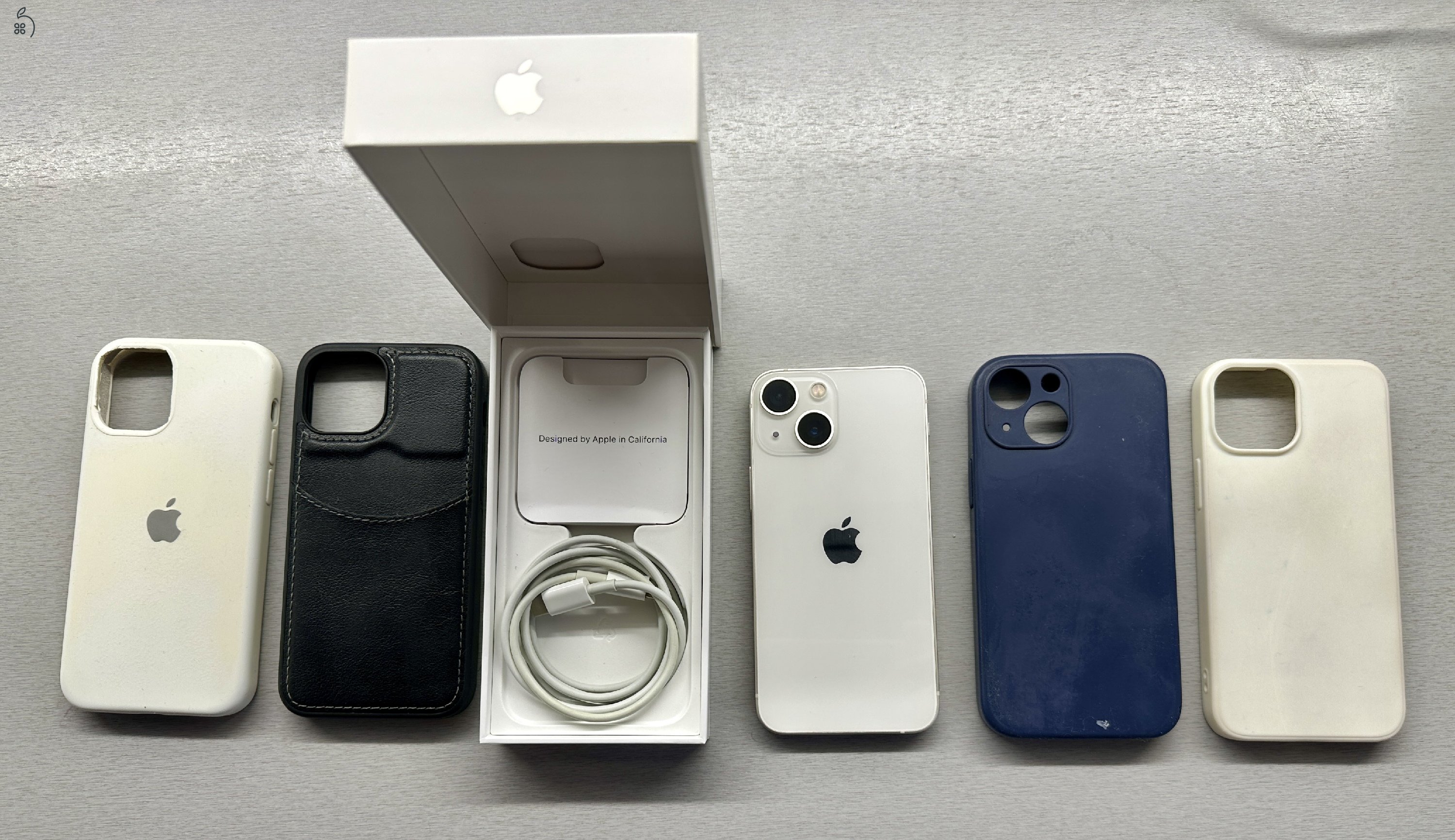 Eladó Iphone 13 mini Starlight, 256 GB, kártya független, kitűnő  állapotú, karcmentes, gyári tartozékok, tok, üvegfólia, származási garancia. 