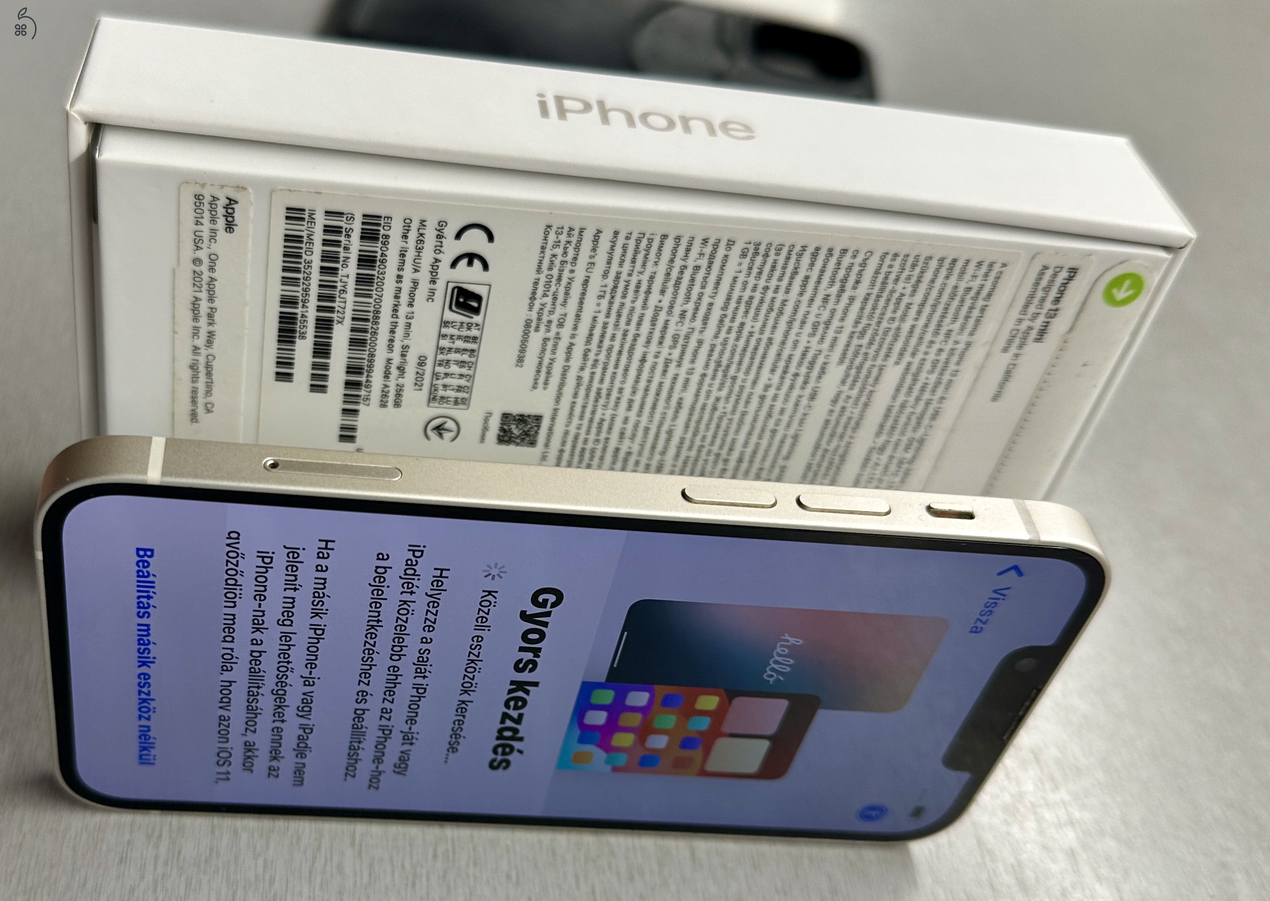 Eladó Iphone 13 mini Starlight, 256 GB, kártya független, kitűnő  állapotú, karcmentes, gyári tartozékok, tok, üvegfólia, származási garancia. 