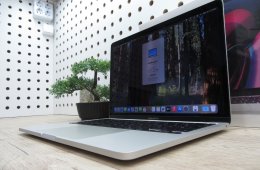 Apple Macbook Pro 13 M1 - 2020 - Használt, karcmentes