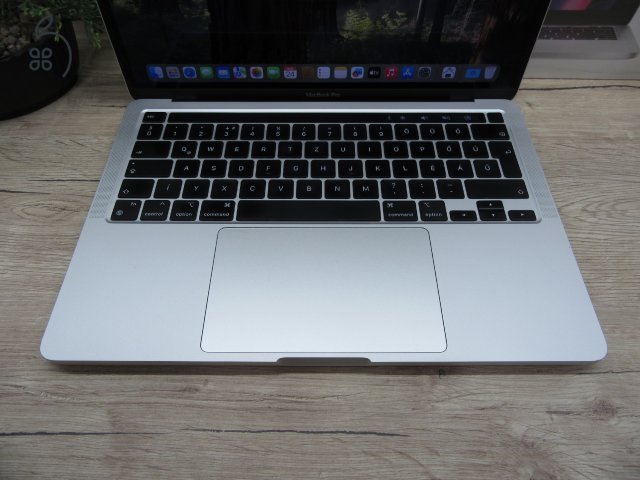 Apple Macbook Air 13 M1 - 2020 - Használt, karcmentes