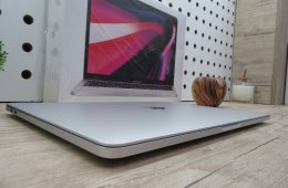 Apple Macbook Air 13 M1 - 2020 - Használt, karcmentes