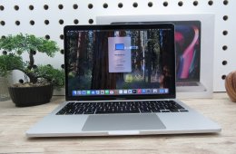 Apple Macbook Pro 13 M1 - 2020 - Használt, karcmentes