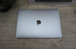 Apple Macbook Pro 13 M1 - 2020 - Használt, karcmentes