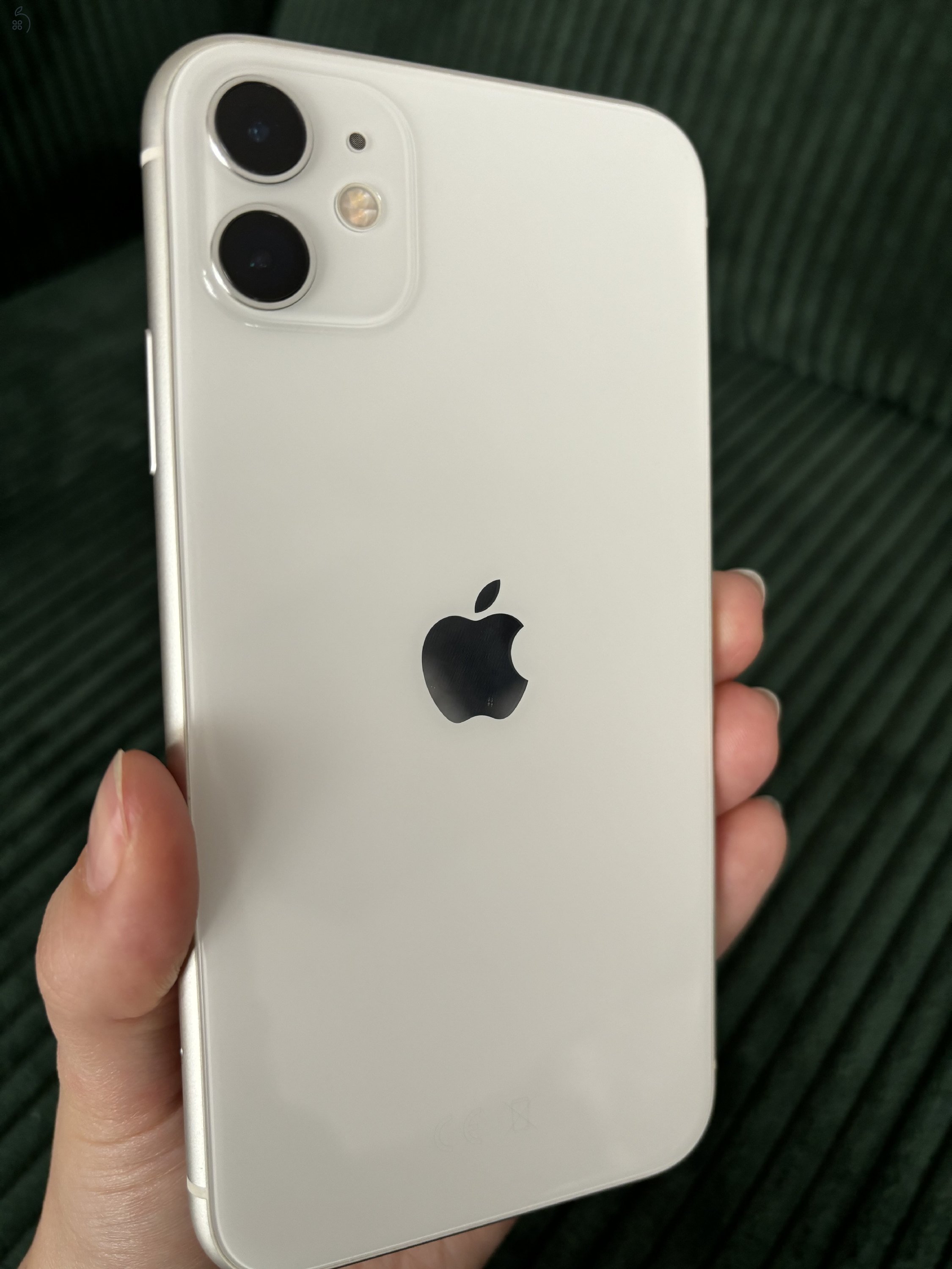 Kiváló állapotú Iphone 11 Fehér, 64 GB