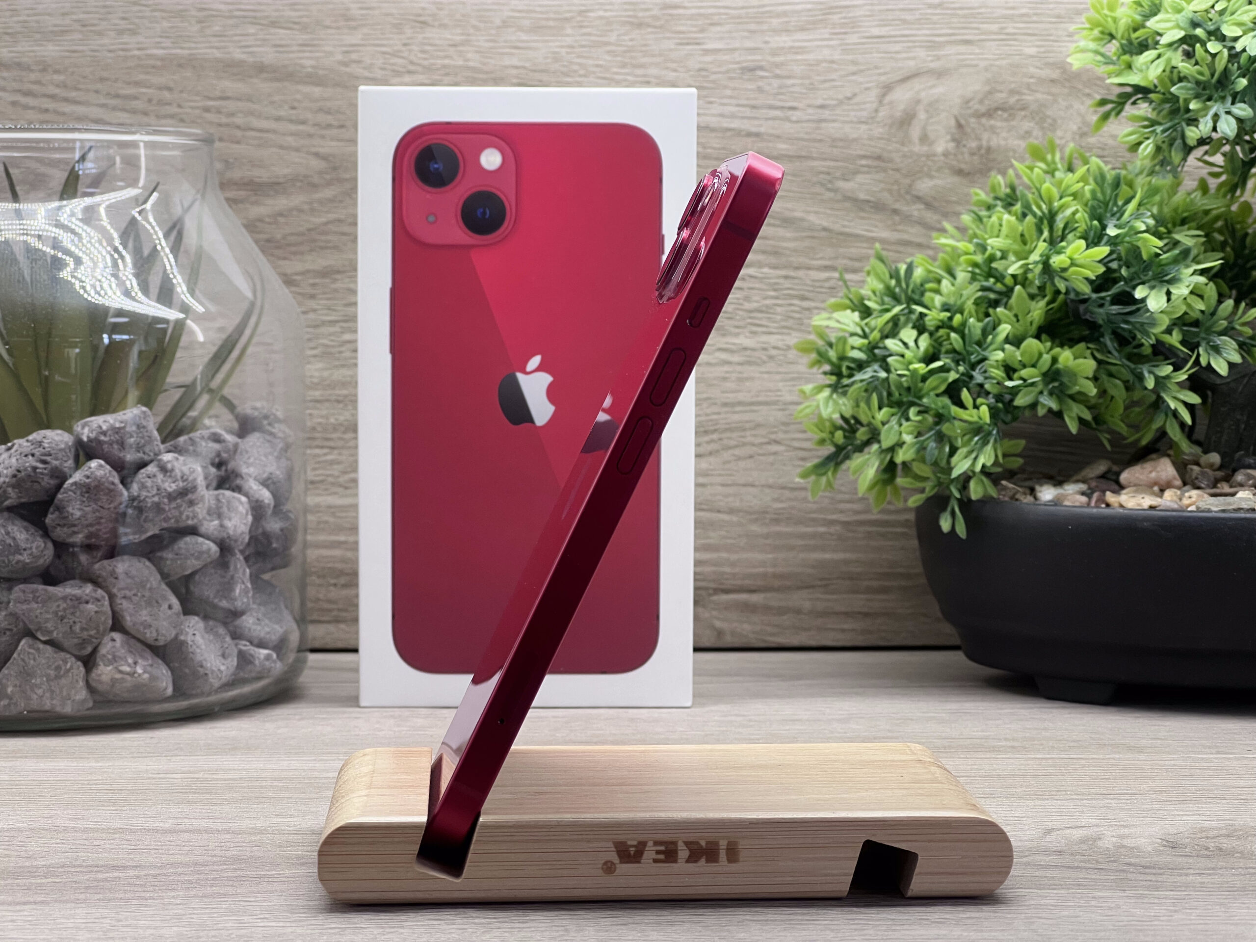 iPhone 13 Red 128GB 2 ÉV Garanciával Számlával Aksi 100%