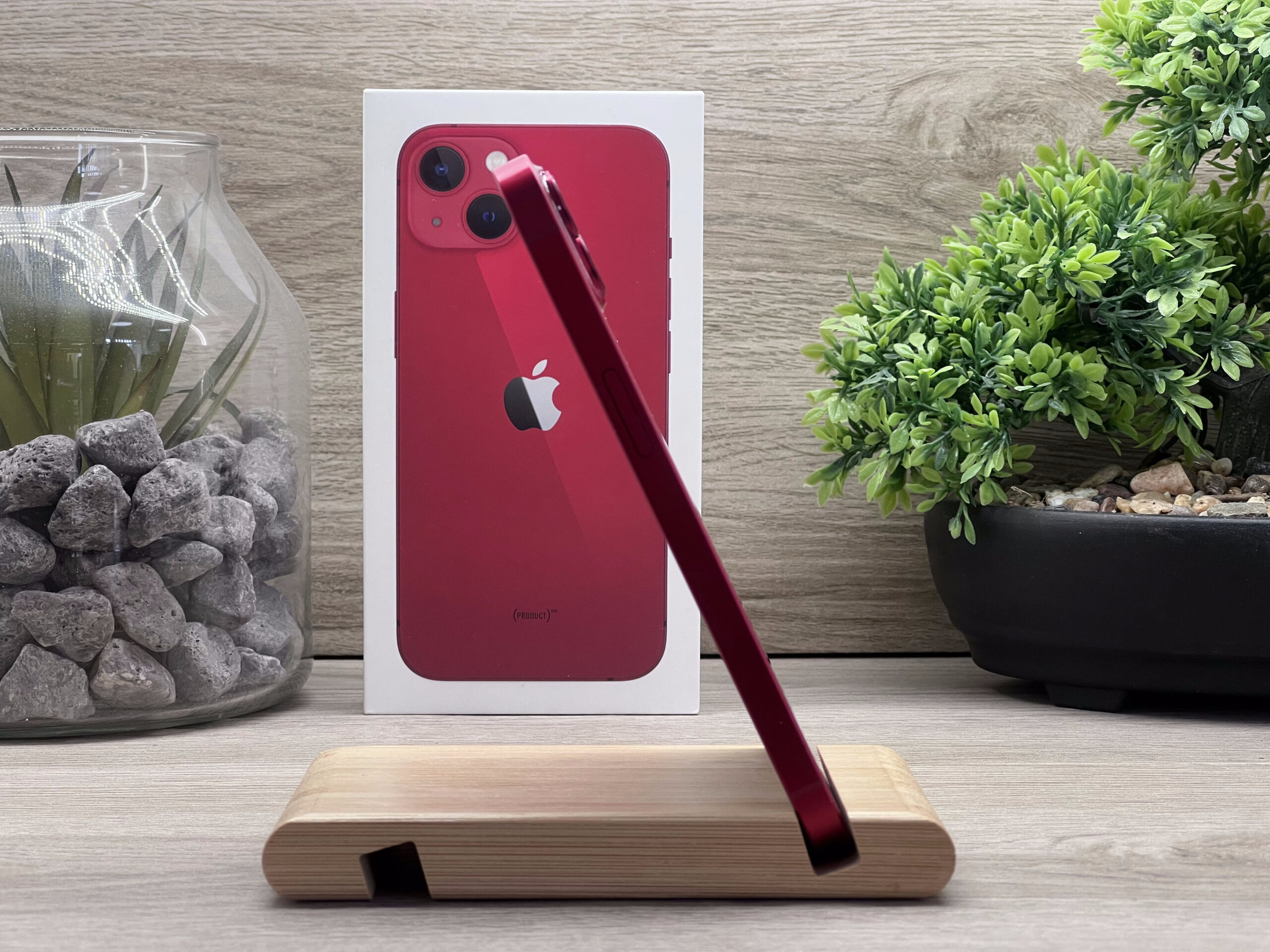 iPhone 13 Red 128GB 2 ÉV Garanciával Számlával Aksi 100%