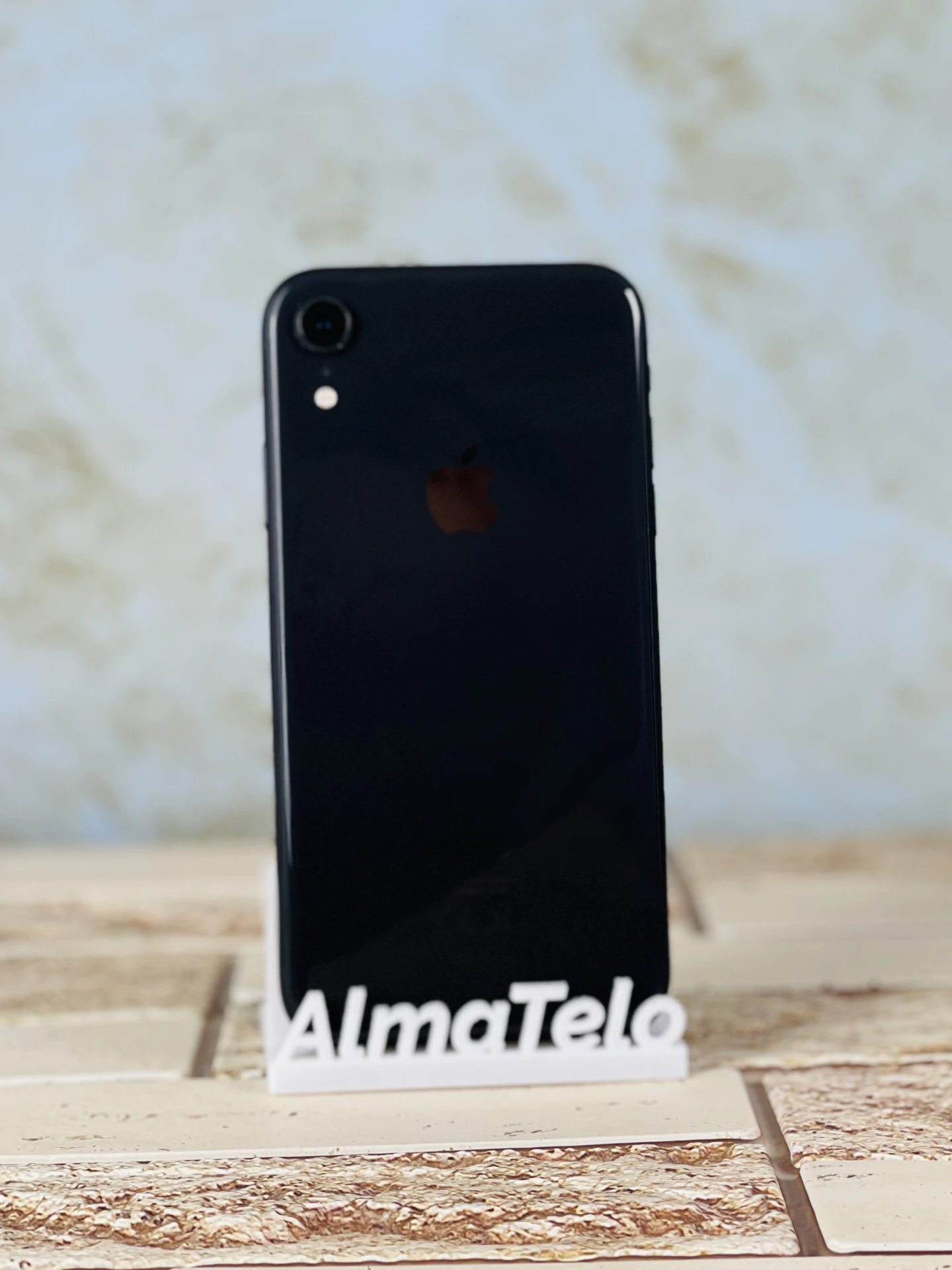 Eladó iPhone XR 64 GB Black 100% Aksi - 24 HÓ GARANCIA