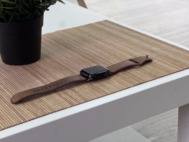 Apple Watch S7 Midnight CEL 41MM 2 ÉV Garanciával Számlával