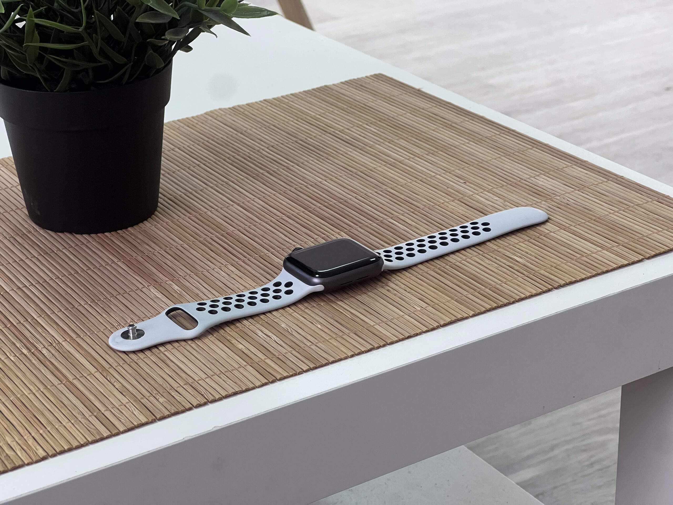 Apple Watch S4 Space Gray 40MM 2 ÉV Garanciával Számlával