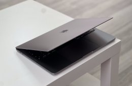 Hibátlan MacBook Pro 2020 13 M1 256GB 2 ÉV Garanciával Számlával Aksi 100%