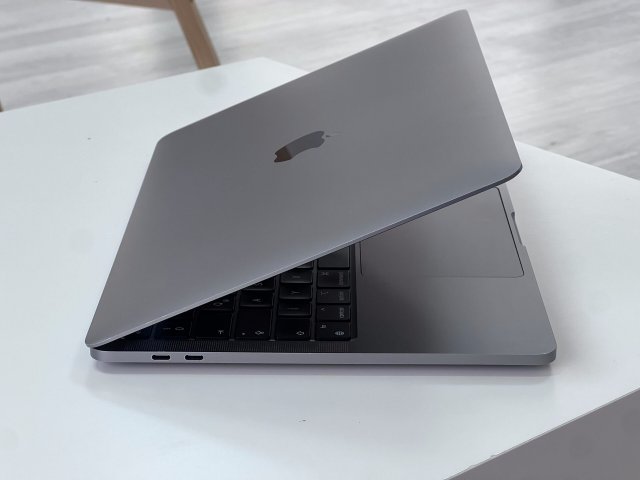 Hibátlan MacBook Pro 2020 13 M1 256GB 2 ÉV Garanciával Számlával Aksi 100%