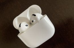 AirPods 4 aktív zajszűréssel